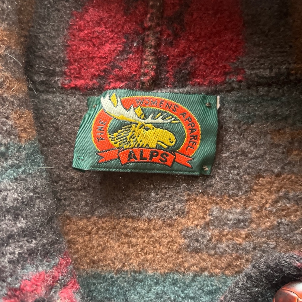 Vintage 90’s Alps Fine Women’s Apperel wool button up cardigan. Aztec pattern - Picture 2 of 4